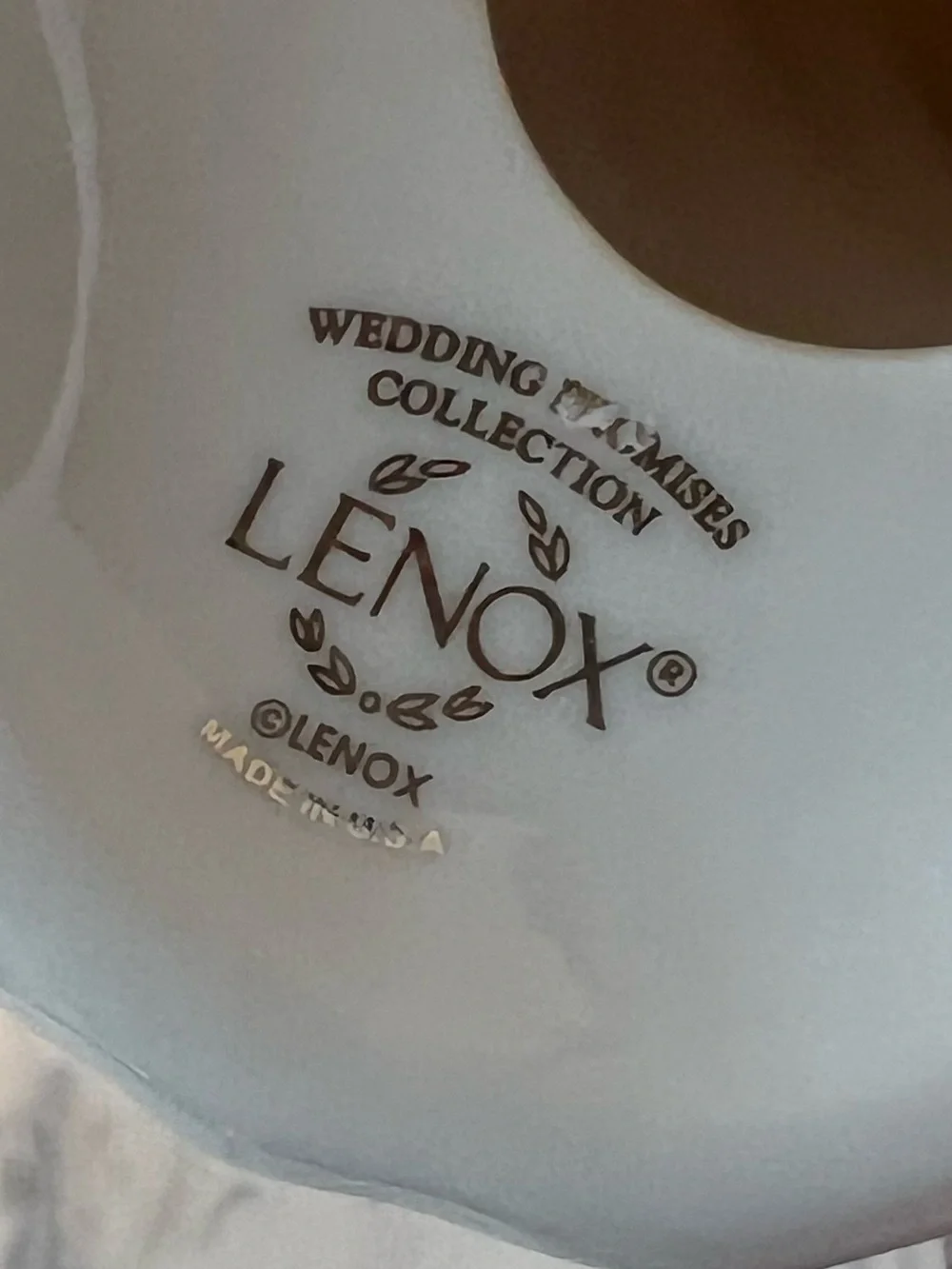 Lenox Glossy White Porcelain Bride and Groom Figurine with Teal Box Vintage - Picture 5 of 5